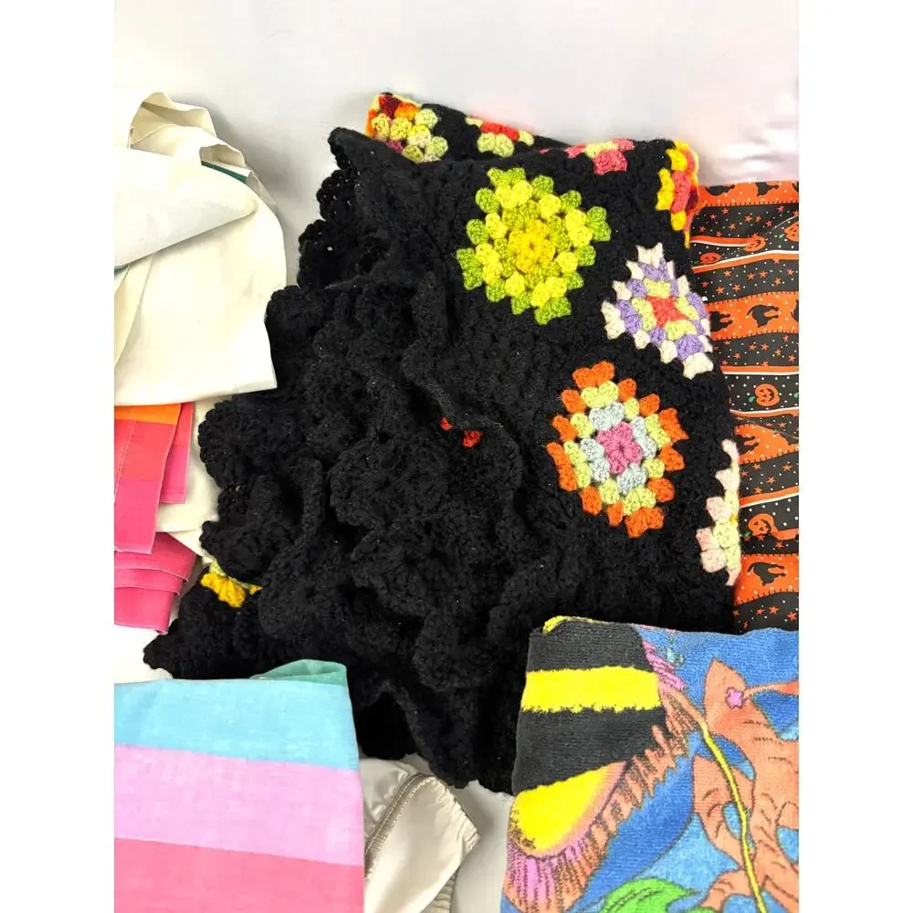 Vtg Textiles LOT 10 pc‎ Blankets Towels Afghans Linens Rainbow Crochet Napkins